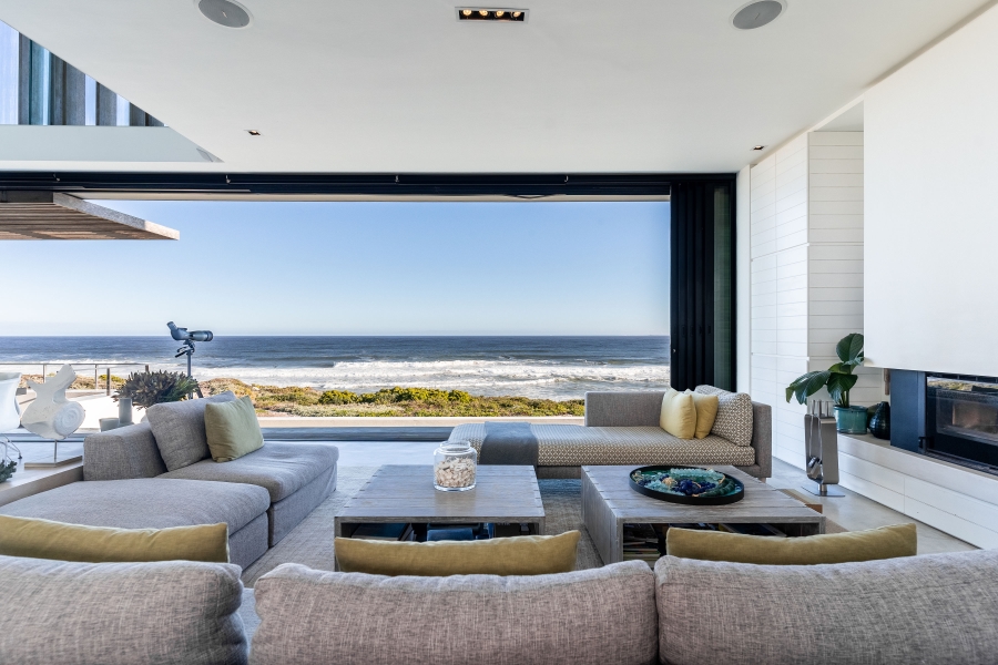 6 Bedroom Property for Sale in Yzerfontein Western Cape